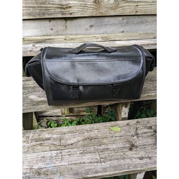 Thick leather vintage sissy or trunk motorcycle bag in good condition 18x12 - Picture 1 of 11